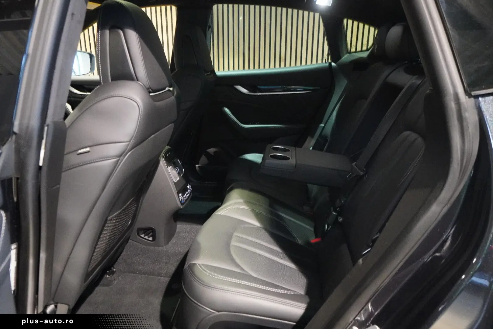 MASERATI Levante Gransport SQ4  U-Frei Pano 1.Hd N.Mod