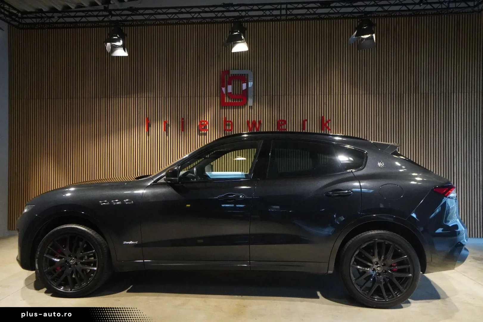 MASERATI Levante Gransport SQ4  U-Frei Pano 1.Hd N.Mod