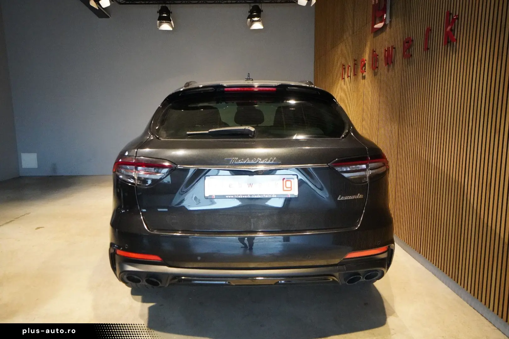 MASERATI Levante Gransport SQ4  U-Frei Pano 1.Hd N.Mod