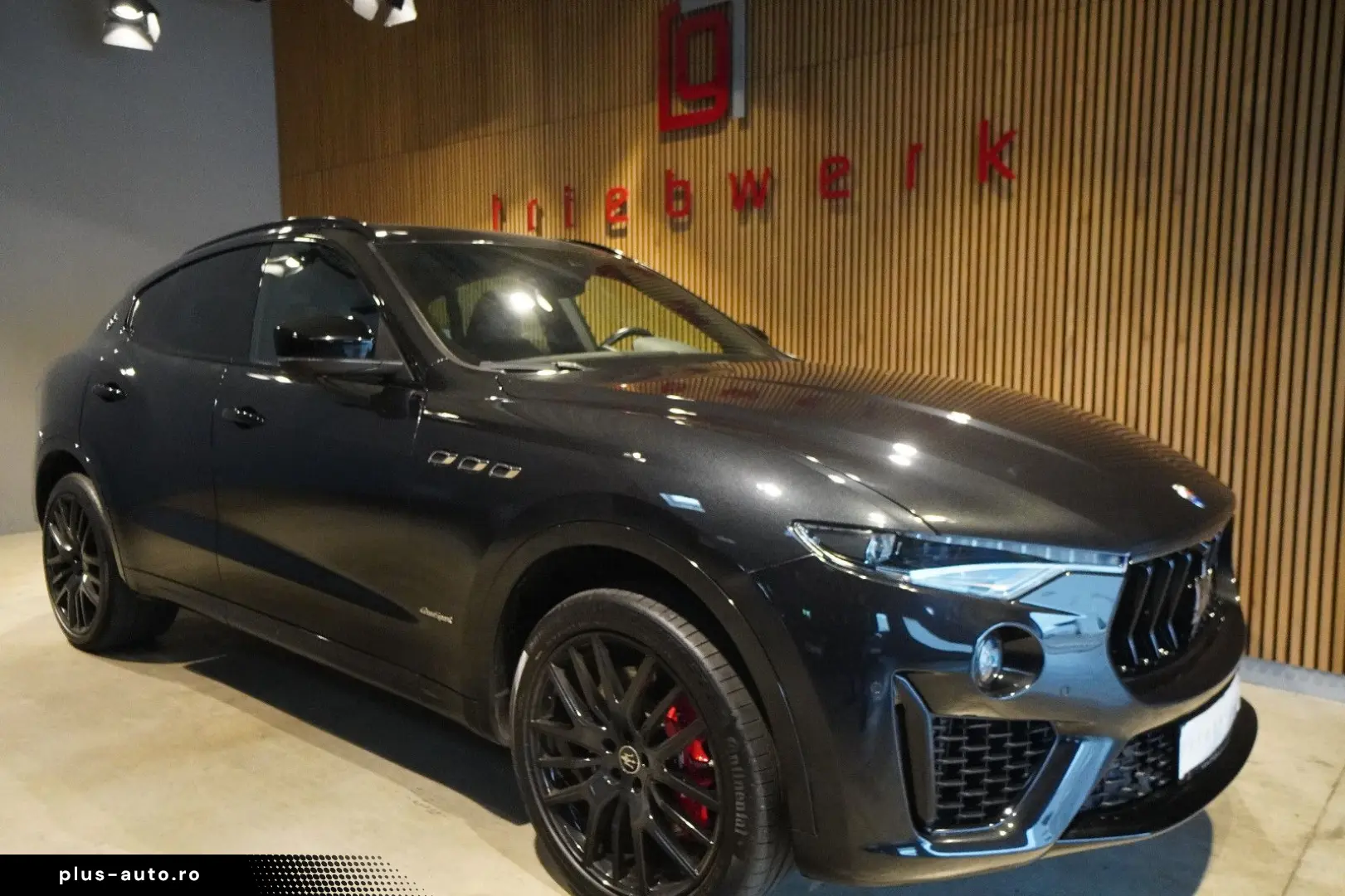 MASERATI Levante Gransport SQ4  U-Frei Pano 1.Hd N.Mod