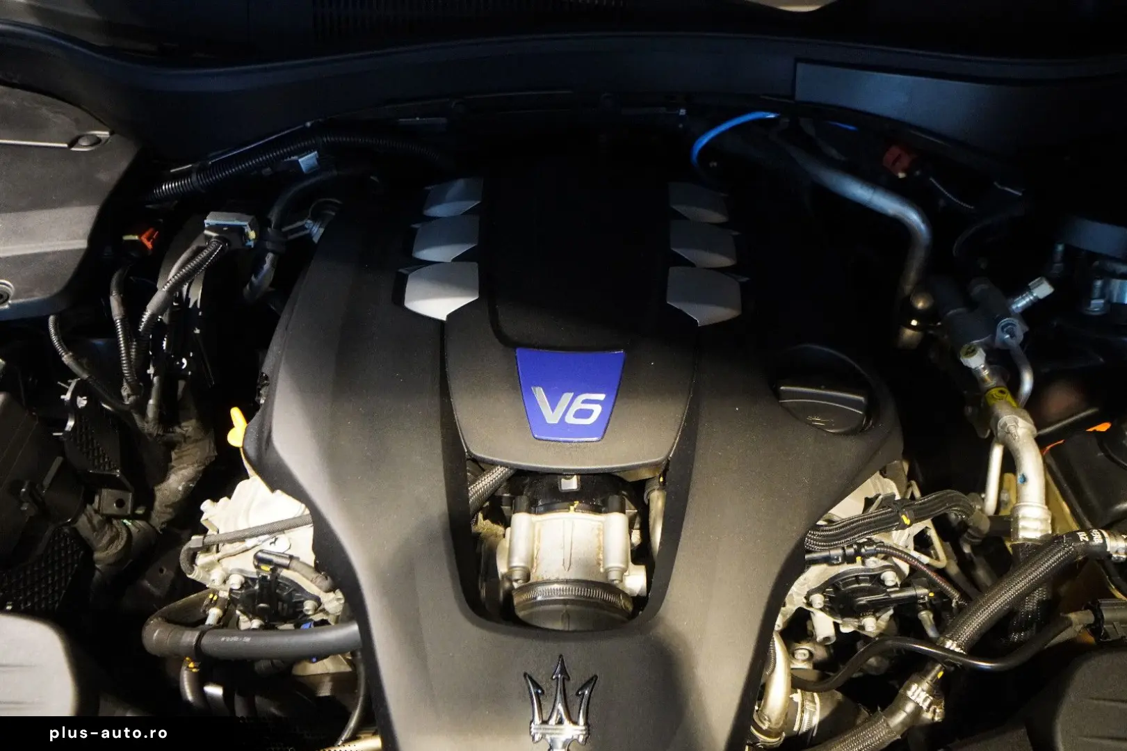 MASERATI Levante Gransport SQ4  U-Frei Pano 1.Hd N.Mod