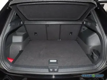 VW Tiguan 2.0TDI R-Line BlackStyle DSG Matrix 19`