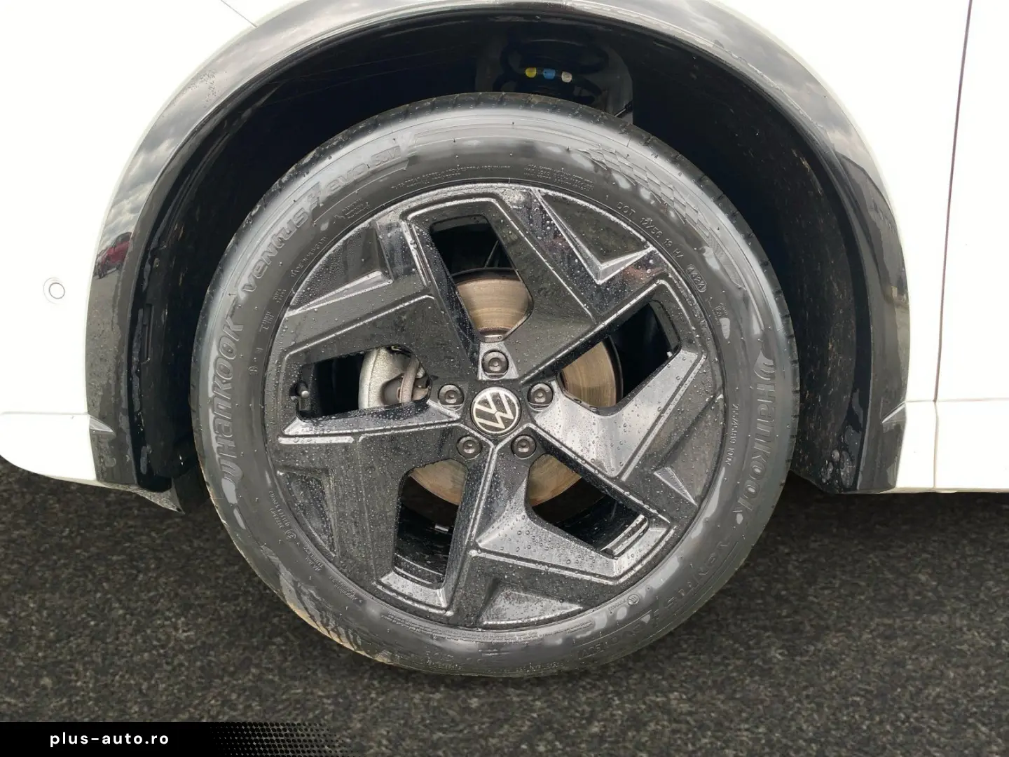 VW Tiguan R-Line 1.5 TSI DSG Navi ACC Pano Matrix