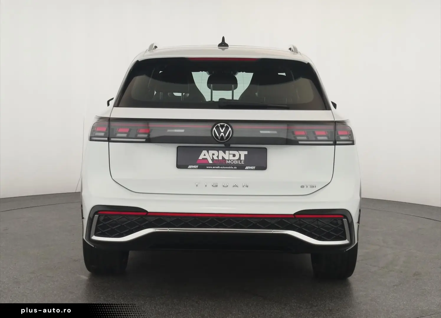 VW Tiguan 1.5 eTSI DSG R-Line IQ Pano Navi ACC 360