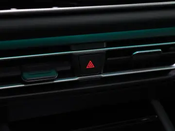 VW Tiguan 1.5 eTSI DSG R-Line IQ Pano Navi ACC 360