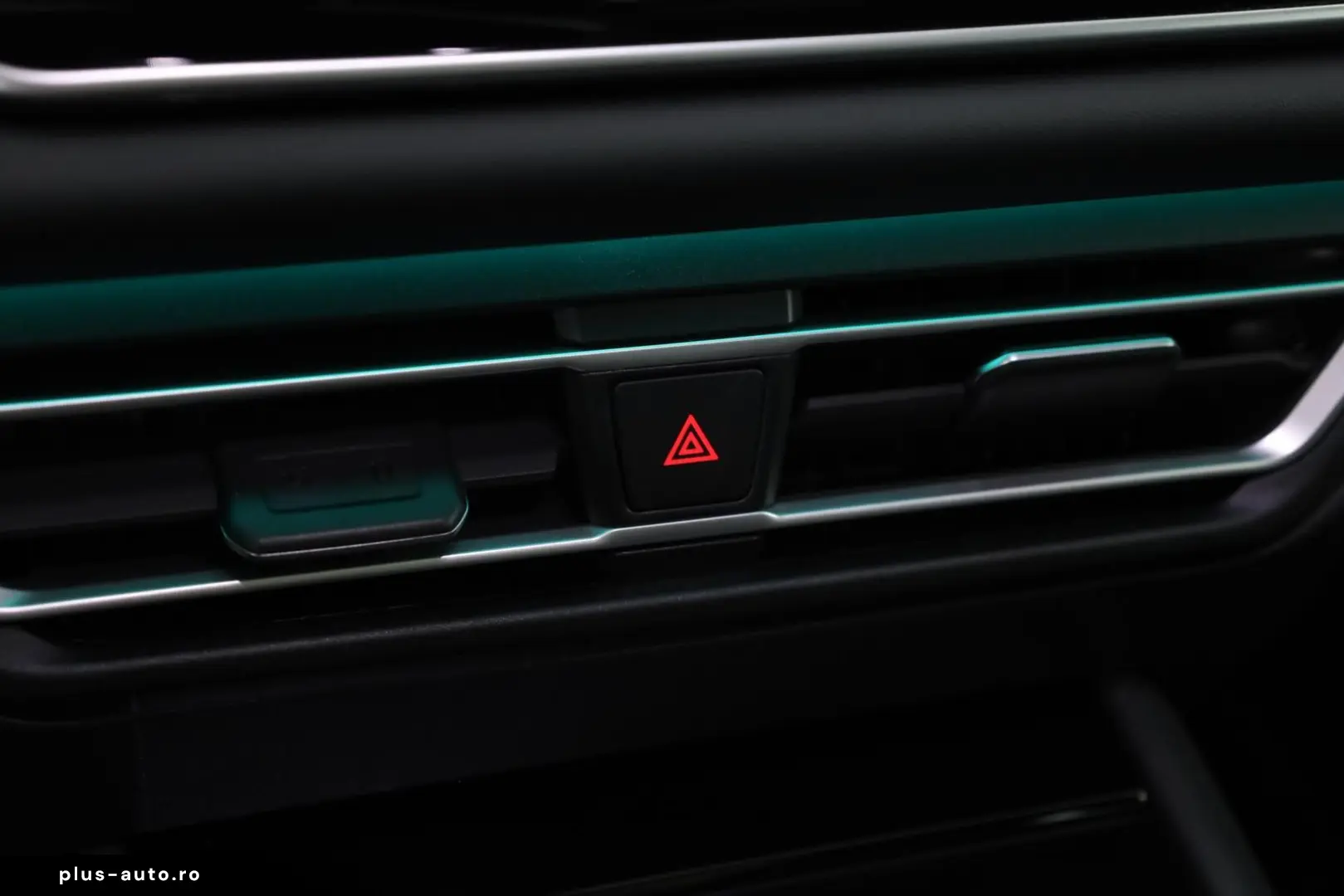 VW Tiguan 1.5 eTSI DSG R-Line IQ Pano Navi ACC 360