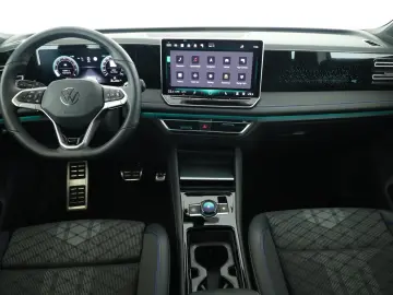 VW Tiguan 1.5 eTSI DSG R-Line IQ Pano Navi ACC 360