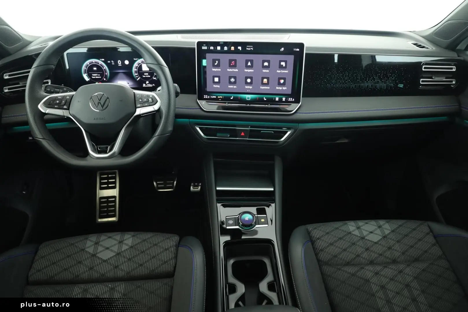 VW Tiguan 1.5 eTSI DSG R-Line IQ Pano Navi ACC 360