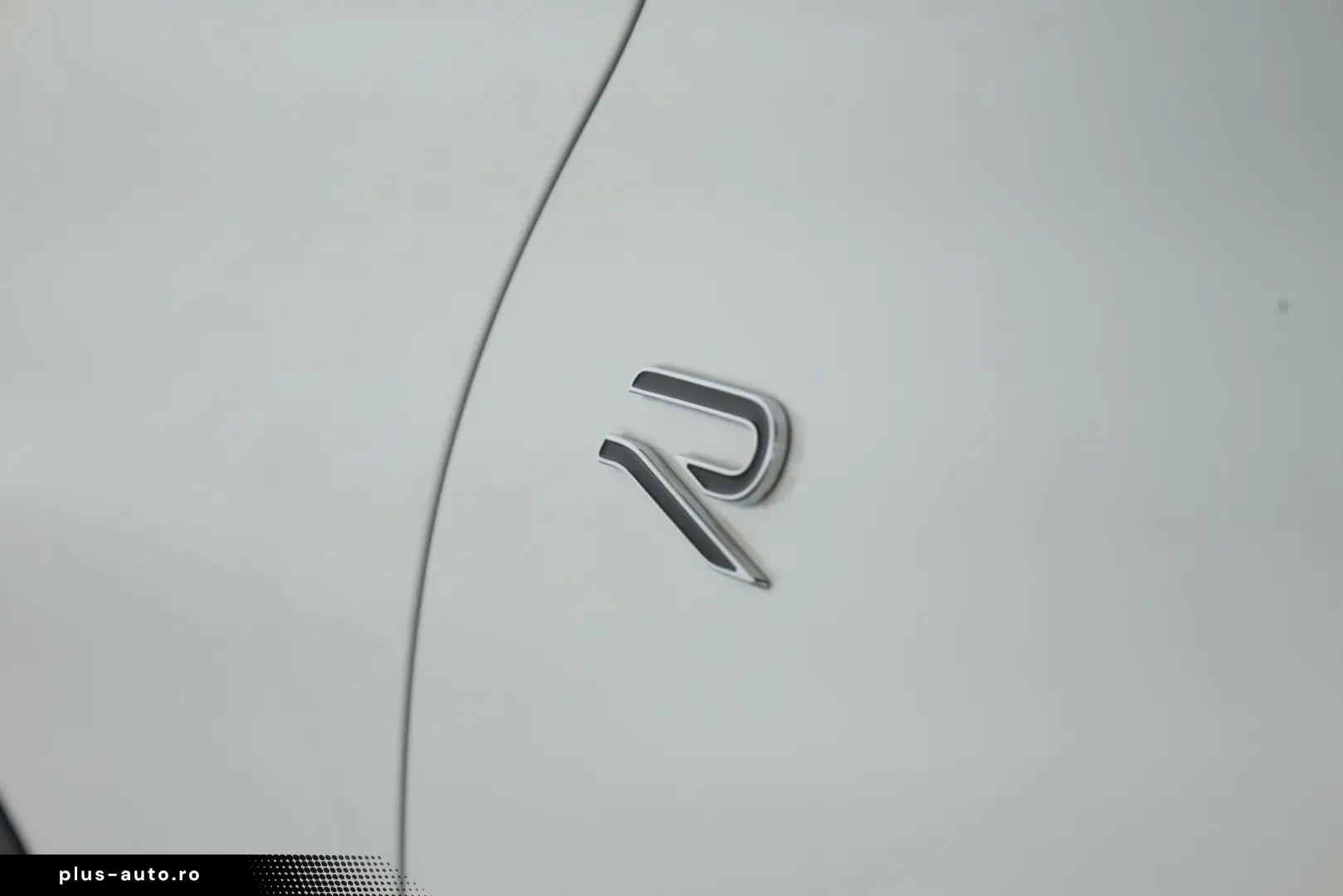 VW Tiguan 1.5 eTSI DSG R-Line IQ Pano Navi ACC 360