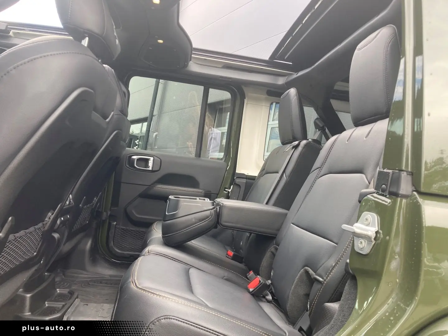 JEEP Wrangler Unlimited Sahara 2.0 T-GDI   SKY ONE  N