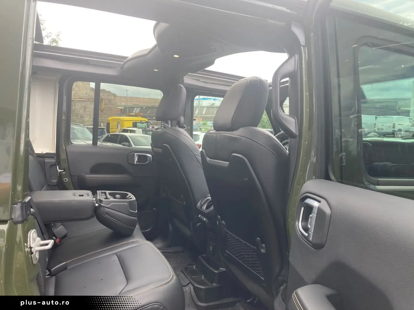 JEEP Wrangler Unlimited Sahara 2.0 T-GDI   SKY ONE  N