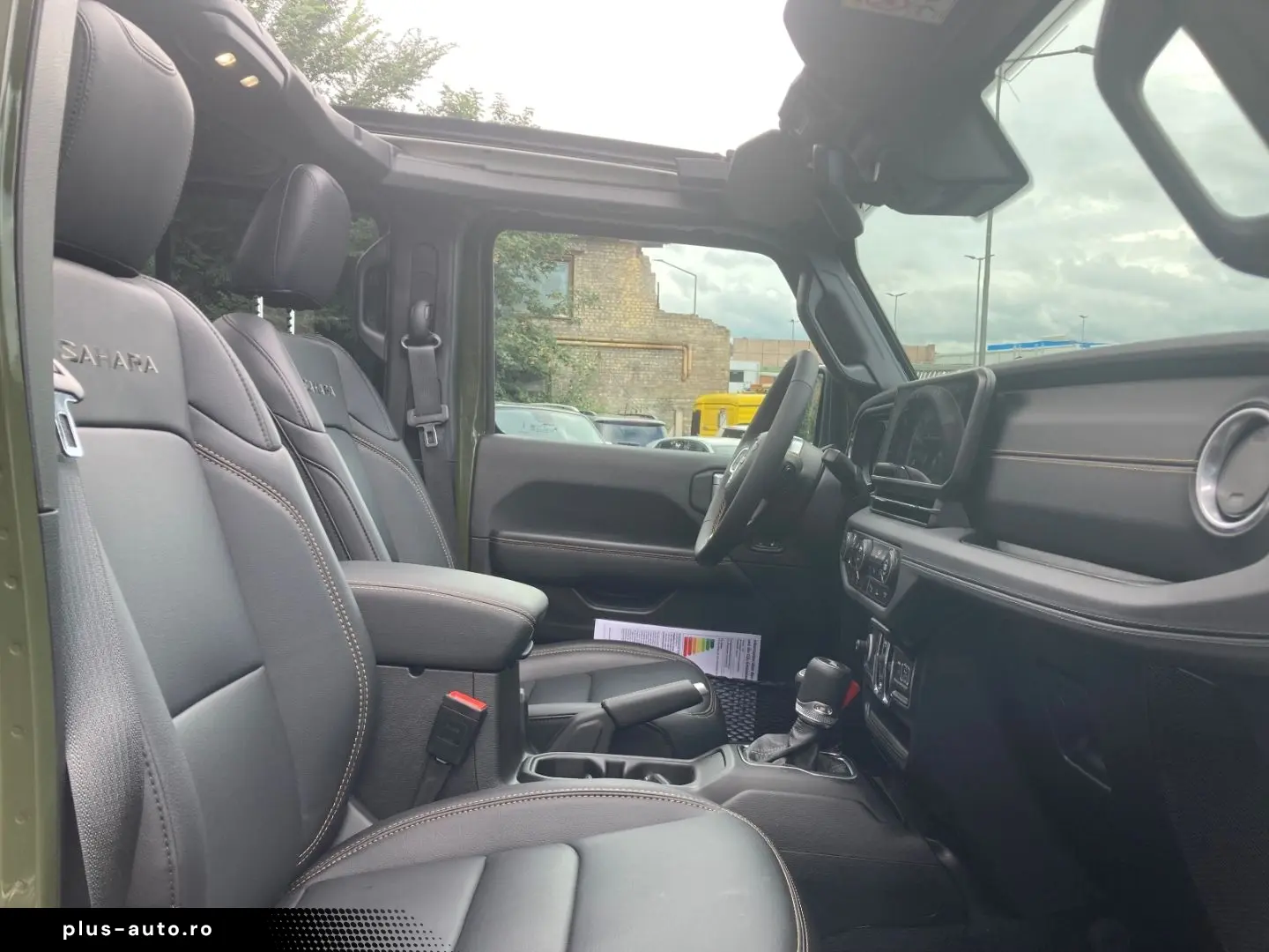 JEEP Wrangler Unlimited Sahara 2.0 T-GDI   SKY ONE  N