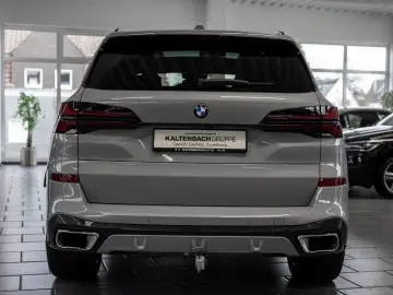 BMW X5 xDrive 30d M-Sport FACEL. PANO