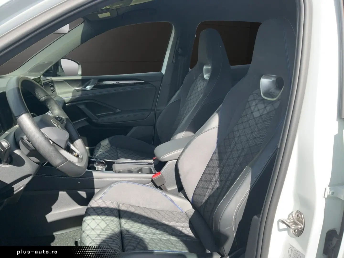 VW Tiguan 2.0 TDI R-Line 4M DSG AHK Matrix Sthzg.