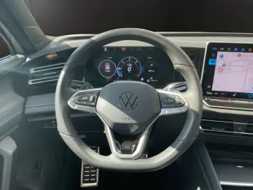 VW Tiguan 2.0 TDI R-Line 4M DSG AHK Matrix Sthzg.