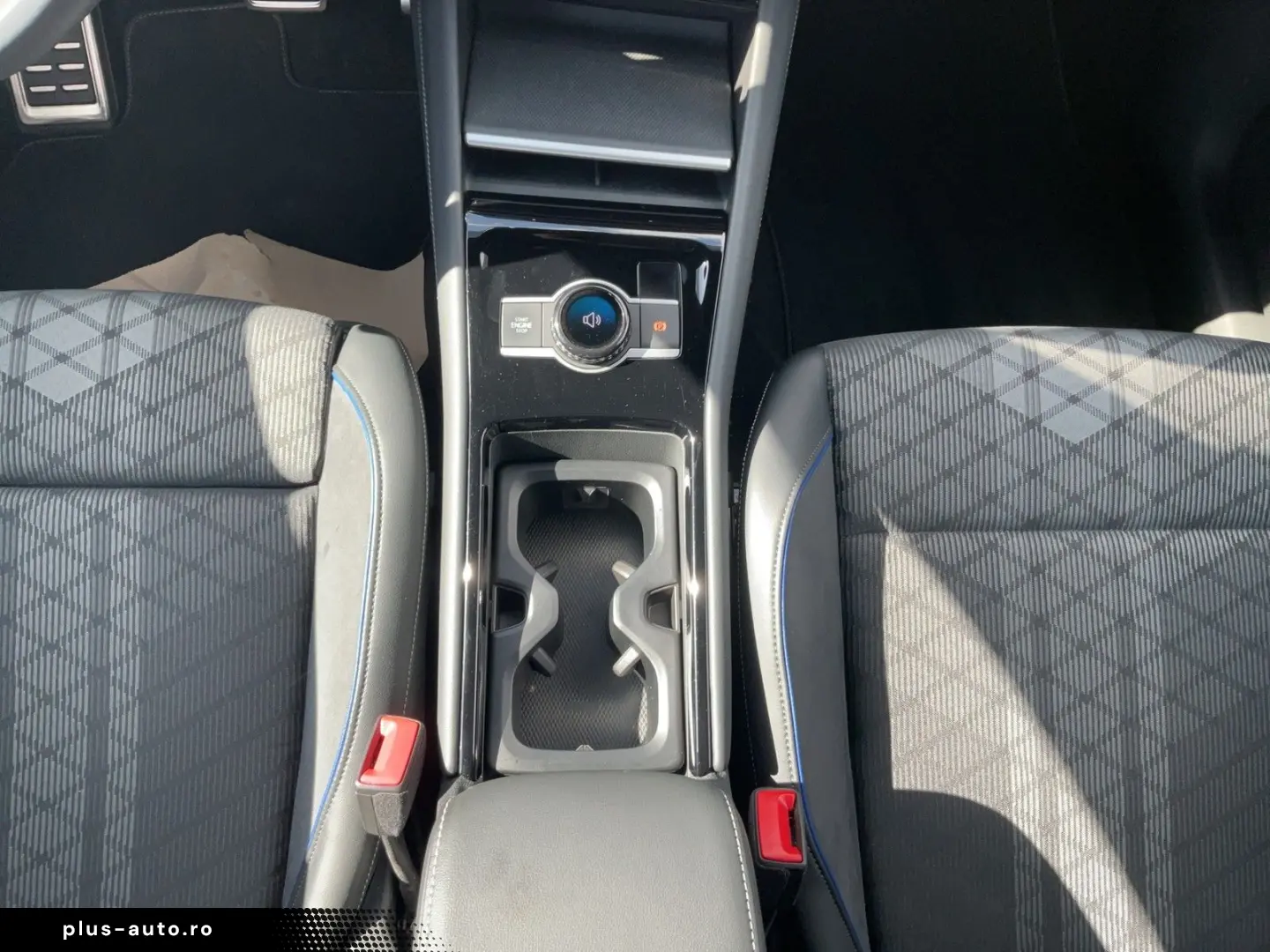 VW Tiguan 2.0 TDI R-Line 4M DSG AHK Matrix Sthzg.