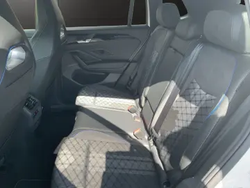 VW Tiguan 2.0 TDI R-Line 4M DSG AHK Matrix Sthzg.