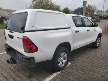 TOYOTA HiLux 4x4 Double Cab Standheizung AHK Hardtop