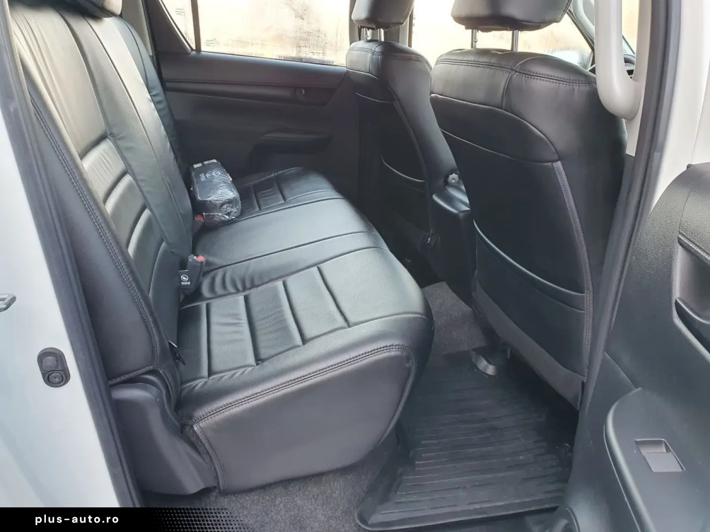 TOYOTA HiLux 4x4 Double Cab Standheizung AHK Hardtop