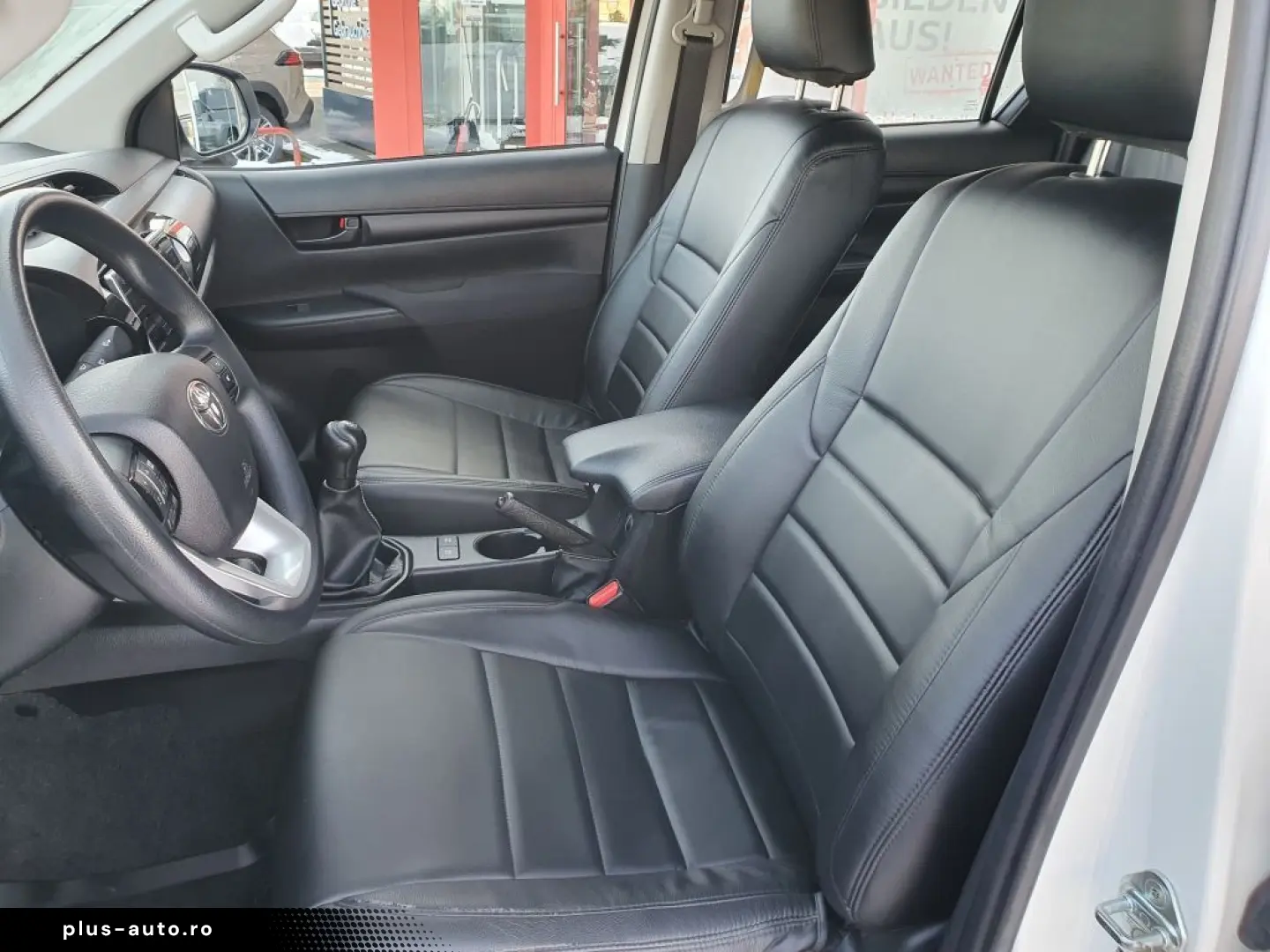 TOYOTA HiLux 4x4 Double Cab Standheizung AHK Hardtop