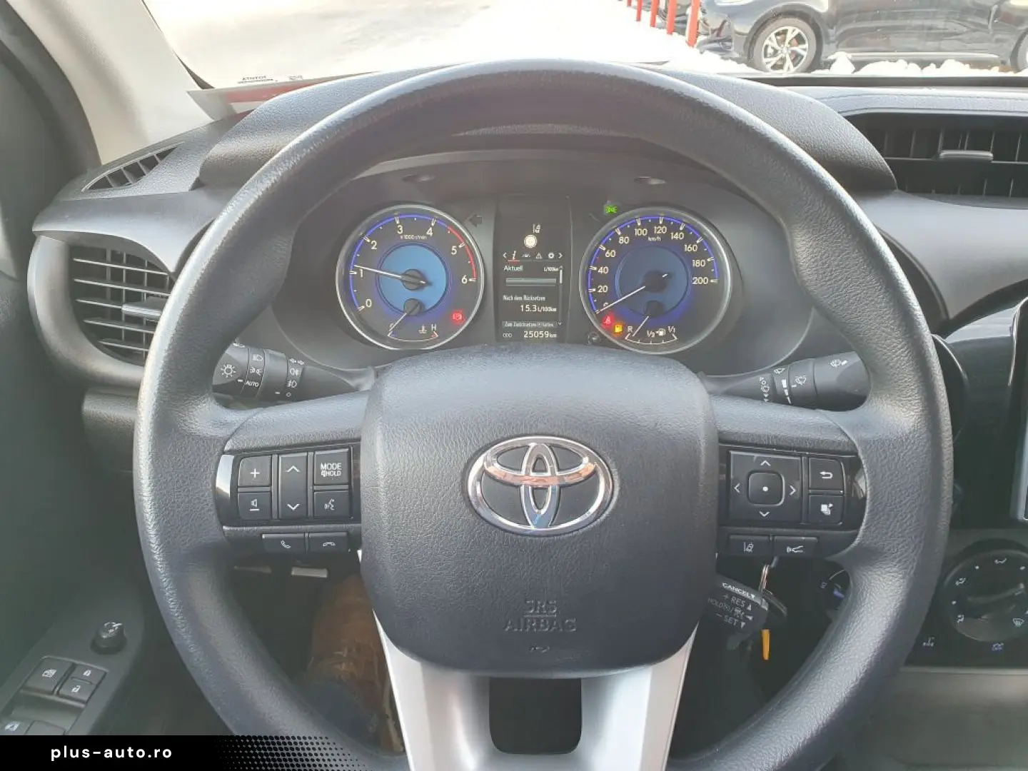 TOYOTA HiLux 4x4 Double Cab Standheizung AHK Hardtop