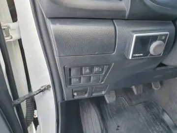 TOYOTA HiLux 4x4 Double Cab Standheizung AHK Hardtop