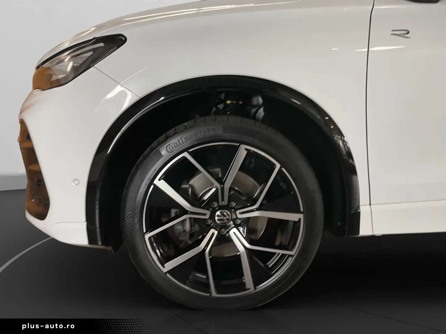 VW Tiguan 2.0 TSI 4Motion R-Line  DSG ACC NAVI LM