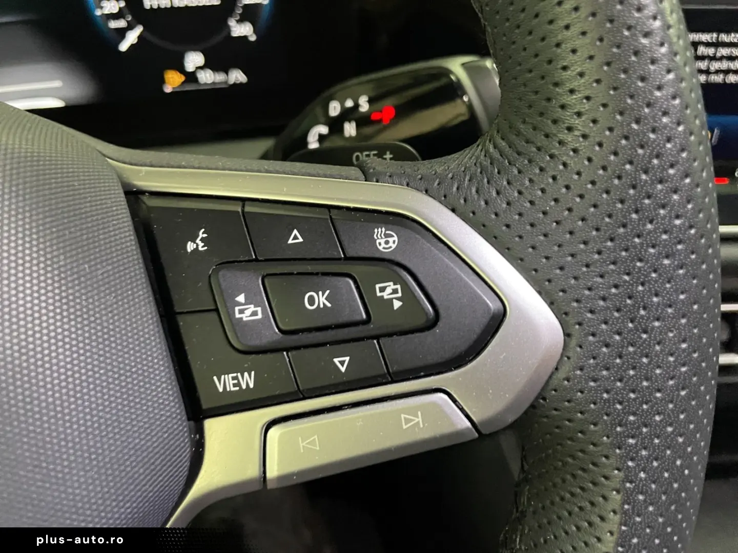 VW Tiguan 2.0 TSI 4Motion R-Line  DSG ACC NAVI LM