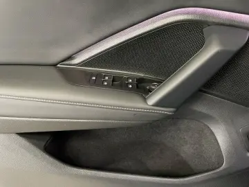 VW Tiguan 2.0 TSI 4Motion R-Line  DSG ACC NAVI LM