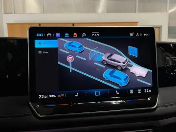 VW Tiguan 2.0 TSI 4Motion R-Line  DSG ACC NAVI LM