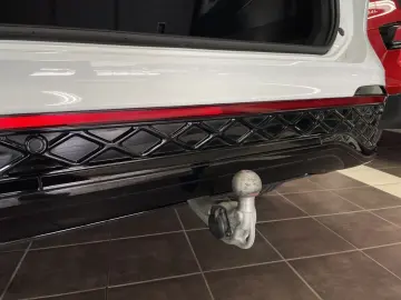 VW Tiguan 2.0 TSI 4Motion R-Line  DSG ACC NAVI LM