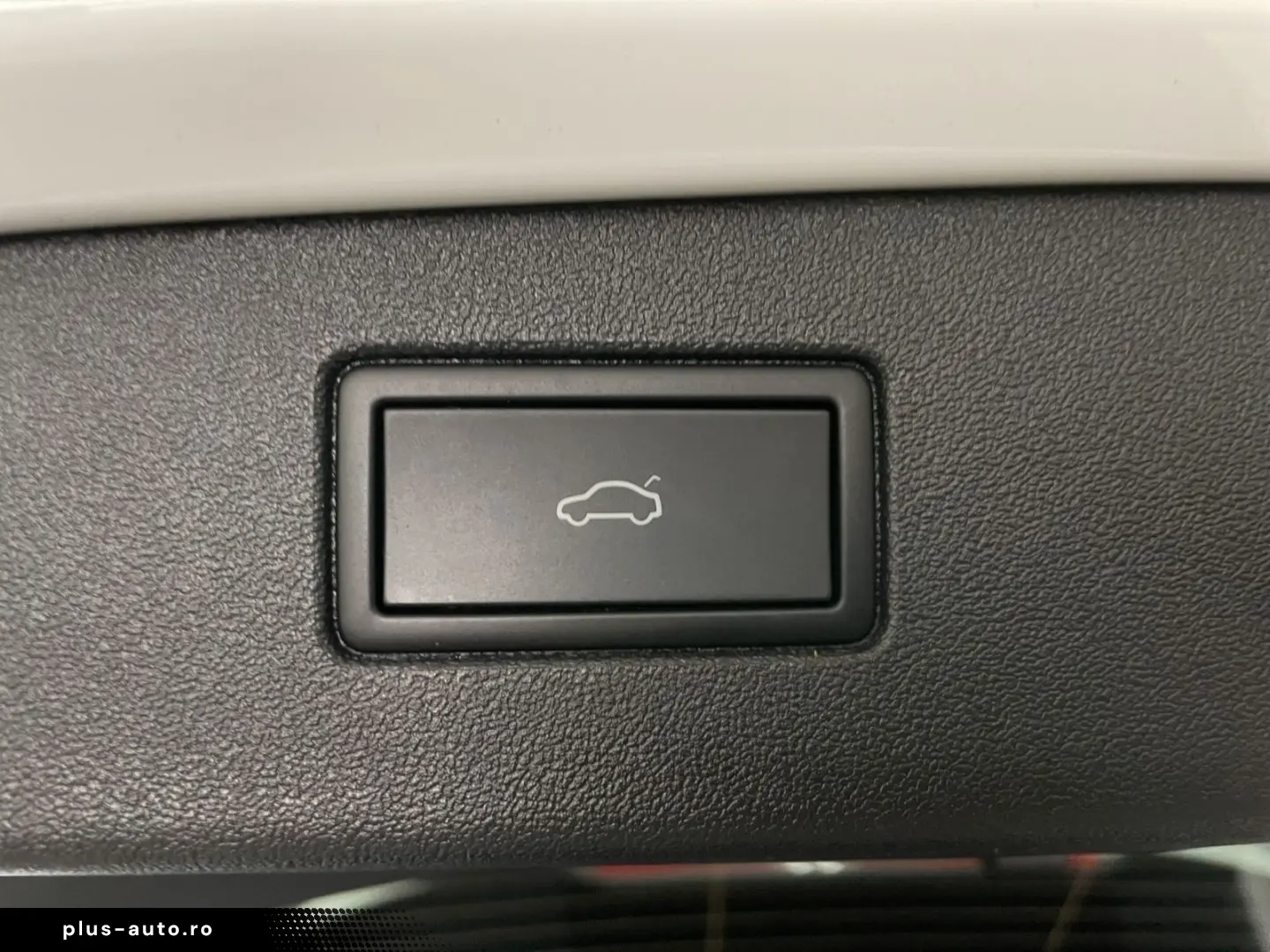 VW Tiguan 2.0 TSI 4Motion R-Line  DSG ACC NAVI LM