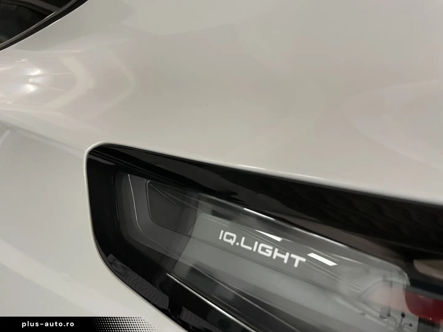 VW Tiguan 2.0 TSI 4Motion R-Line  DSG ACC NAVI LM