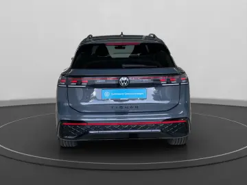 VW Tiguan 2.0 TDI 4Motion R-Line  DSG NAVI ACC DAB