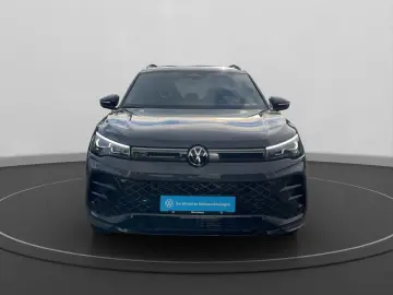 VW Tiguan 2.0 TDI 4Motion R-Line  DSG NAVI ACC DAB