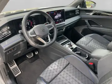 VW Tiguan 2.0 TDI 4Motion R-Line  DSG NAVI ACC DAB