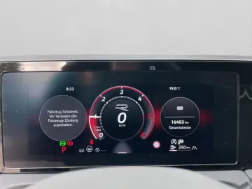 VW Tiguan 2.0 TDI 4Motion R-Line  DSG NAVI ACC DAB