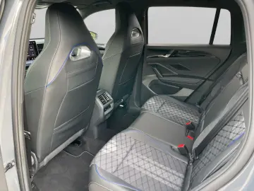 VW Tiguan 2.0 TDI 4Motion R-Line  DSG NAVI ACC DAB