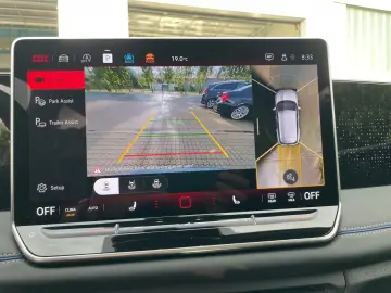 VW Tiguan 2.0 TDI 4Motion R-Line  DSG NAVI ACC DAB