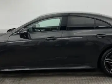 MERCEDES-BENZ CLS 220 d AMG NIGHT MEMORY BURMESTER