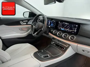 MERCEDES-BENZ CLS 220 d AMG NIGHT MEMORY BURMESTER