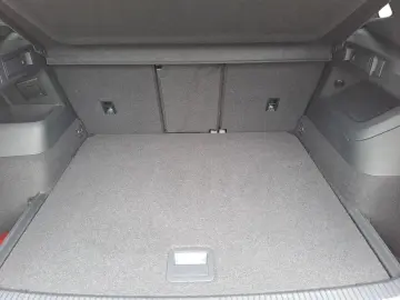 VW Tiguan 2.0 TDI SCR 4MOTION DSG R-Line  AHK HEAD-