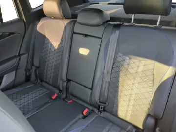 VW Tiguan R-Line 2.0 TSI DSG 4M Pano AHK Matrix ACC