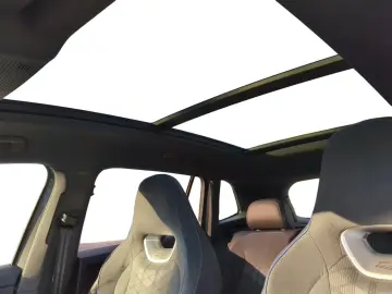 VW Tiguan R-Line 2.0 TSI DSG 4M Pano AHK Matrix ACC