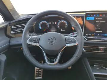 VW Tiguan R-Line 2.0 TSI DSG 4M Pano AHK Matrix ACC