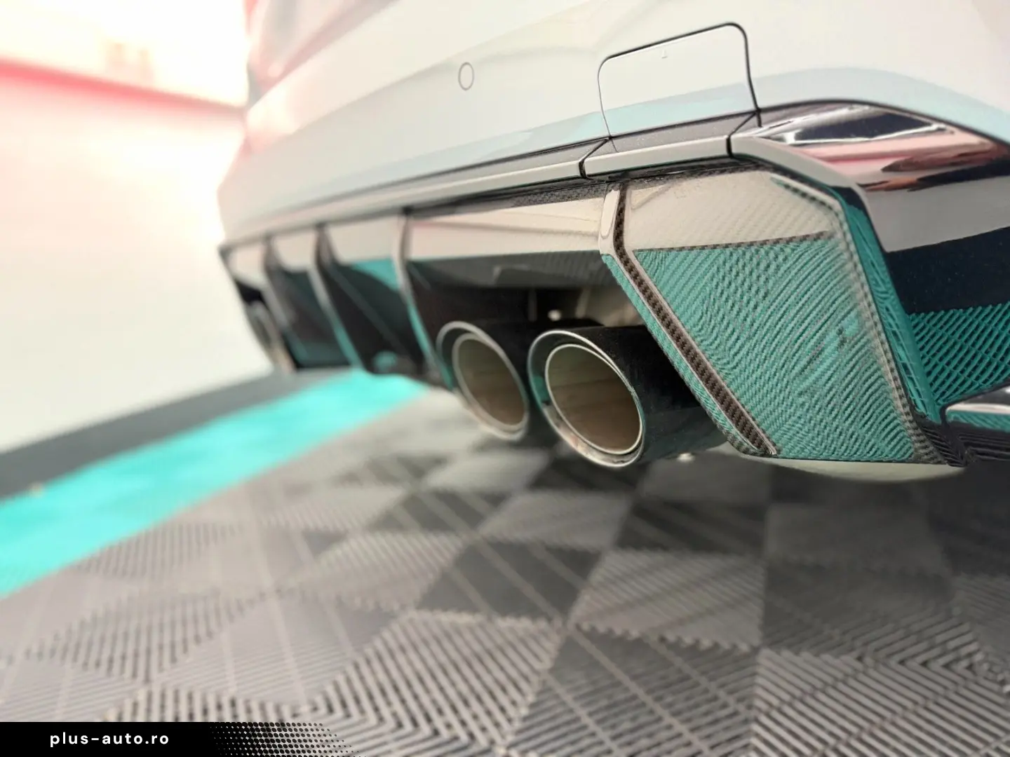 BMW M4 COUPE COMPETITION M CARBON M-DRIV HUD H&K 20