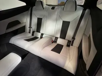 BMW M4 xDrive Competition Sitzlüftung ACC 360  Laser