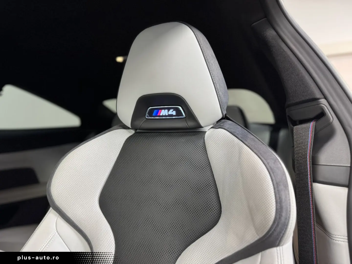 BMW M4 xDrive Competition Sitzlüftung ACC 360  Laser