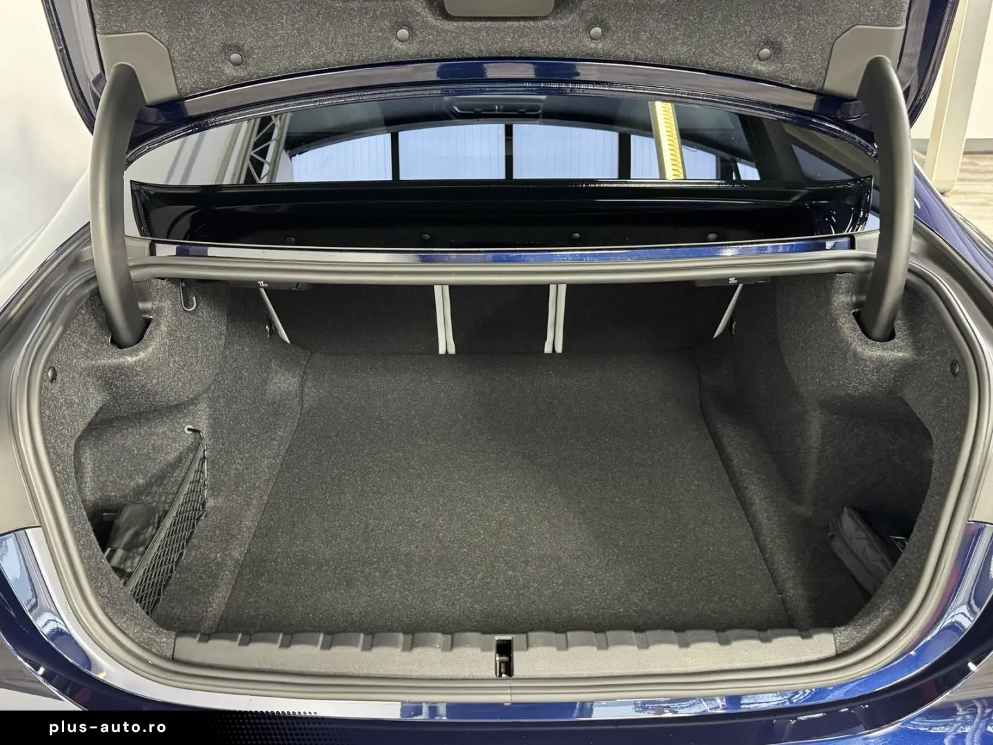 BMW M4 xDrive Competition Sitzlüftung ACC 360  Laser