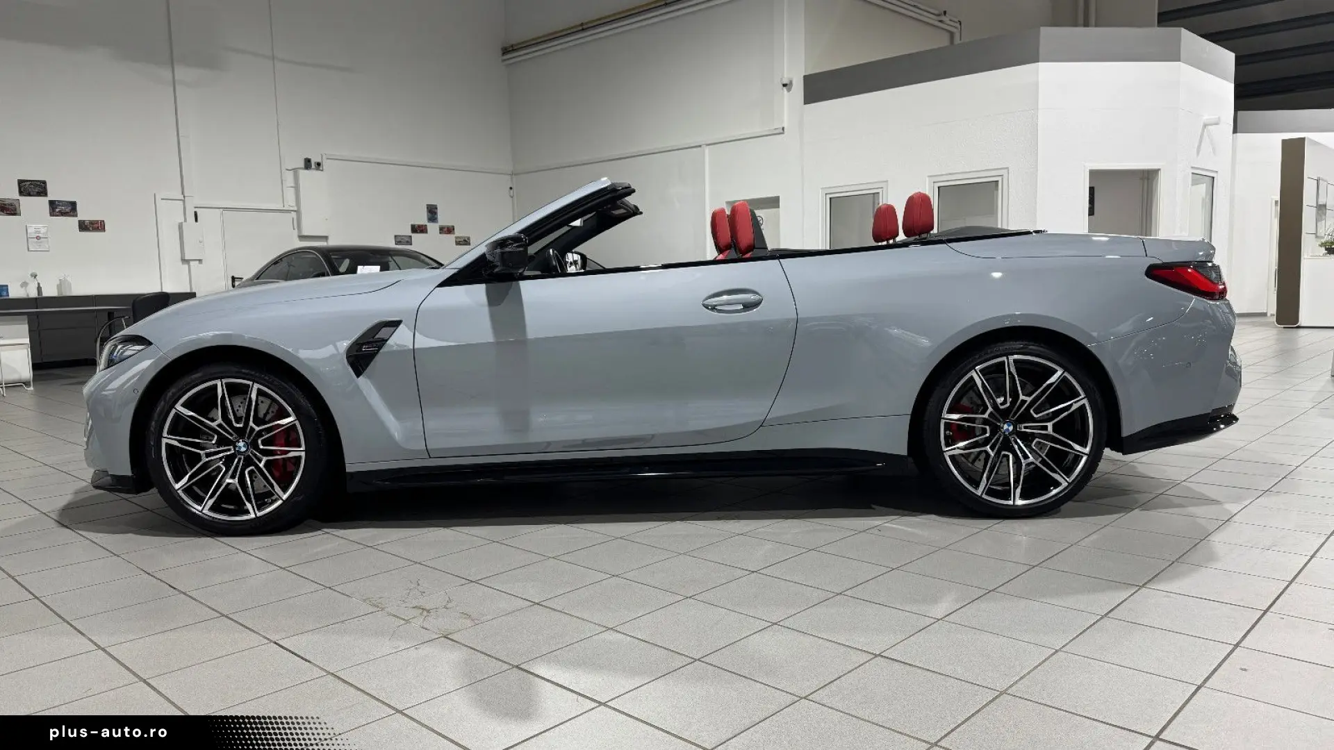 BMW M4 xDrive Competition CARBON  RED-INTERIUER VOLL